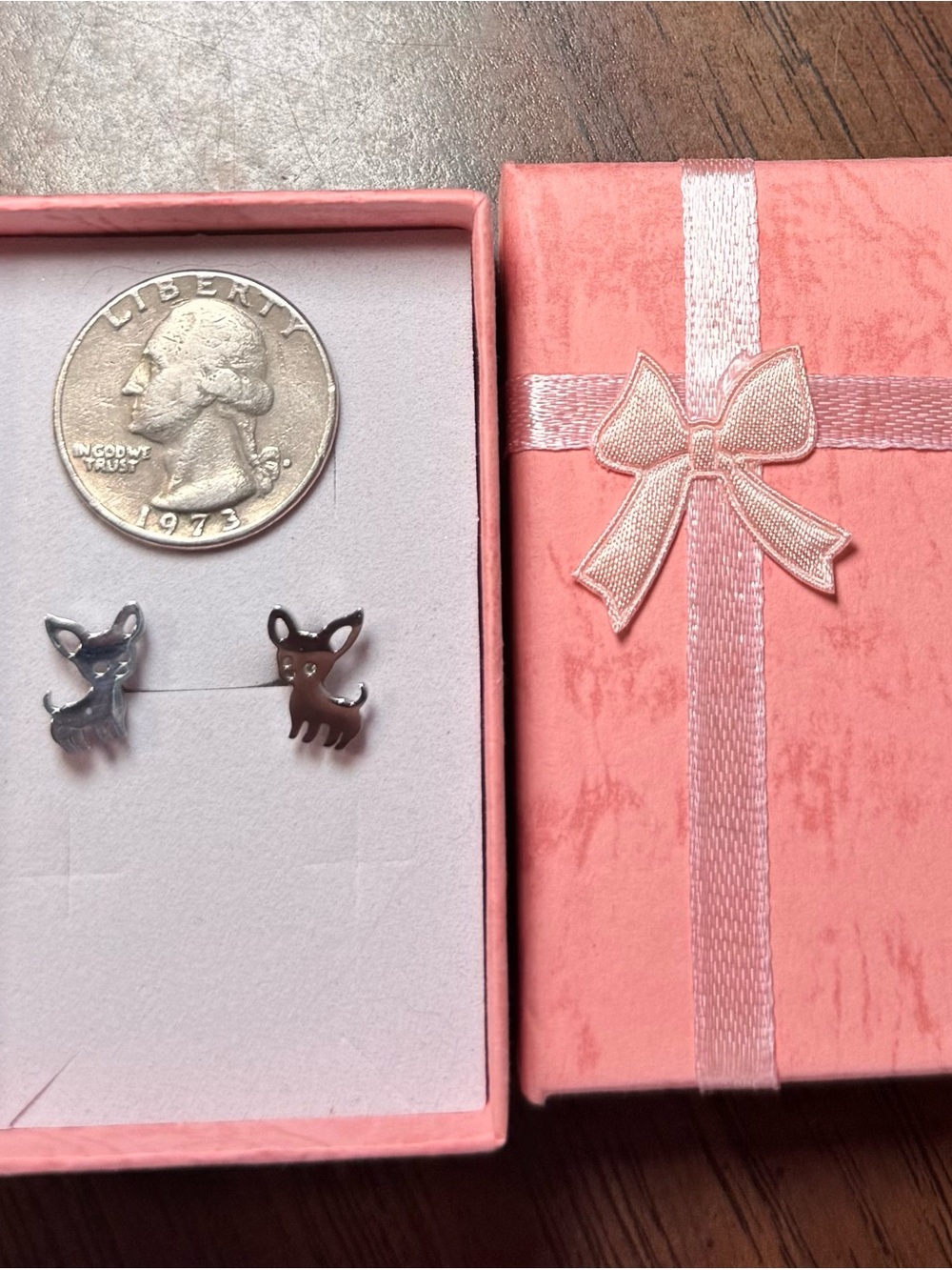 Chihuahua Stud Earrings with Pink Gift Box